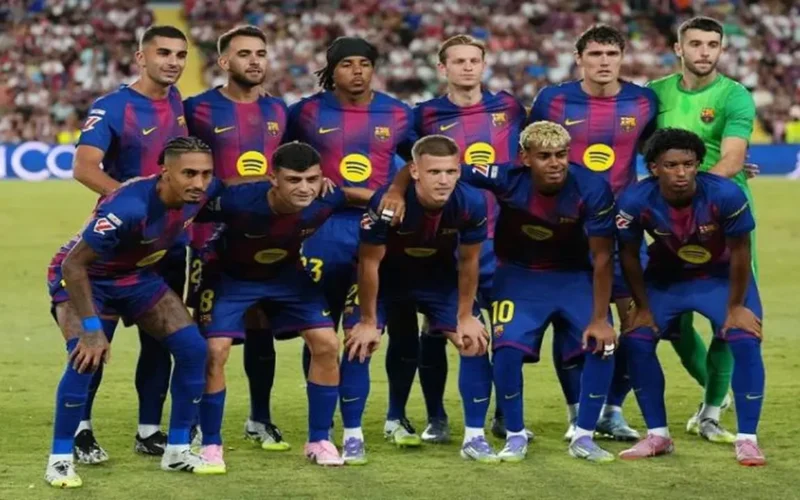 برشلونة يواجه أتلتيك بلباو الليلة للدفاع عن صدارة الدوري الإسباني لكرة القدم